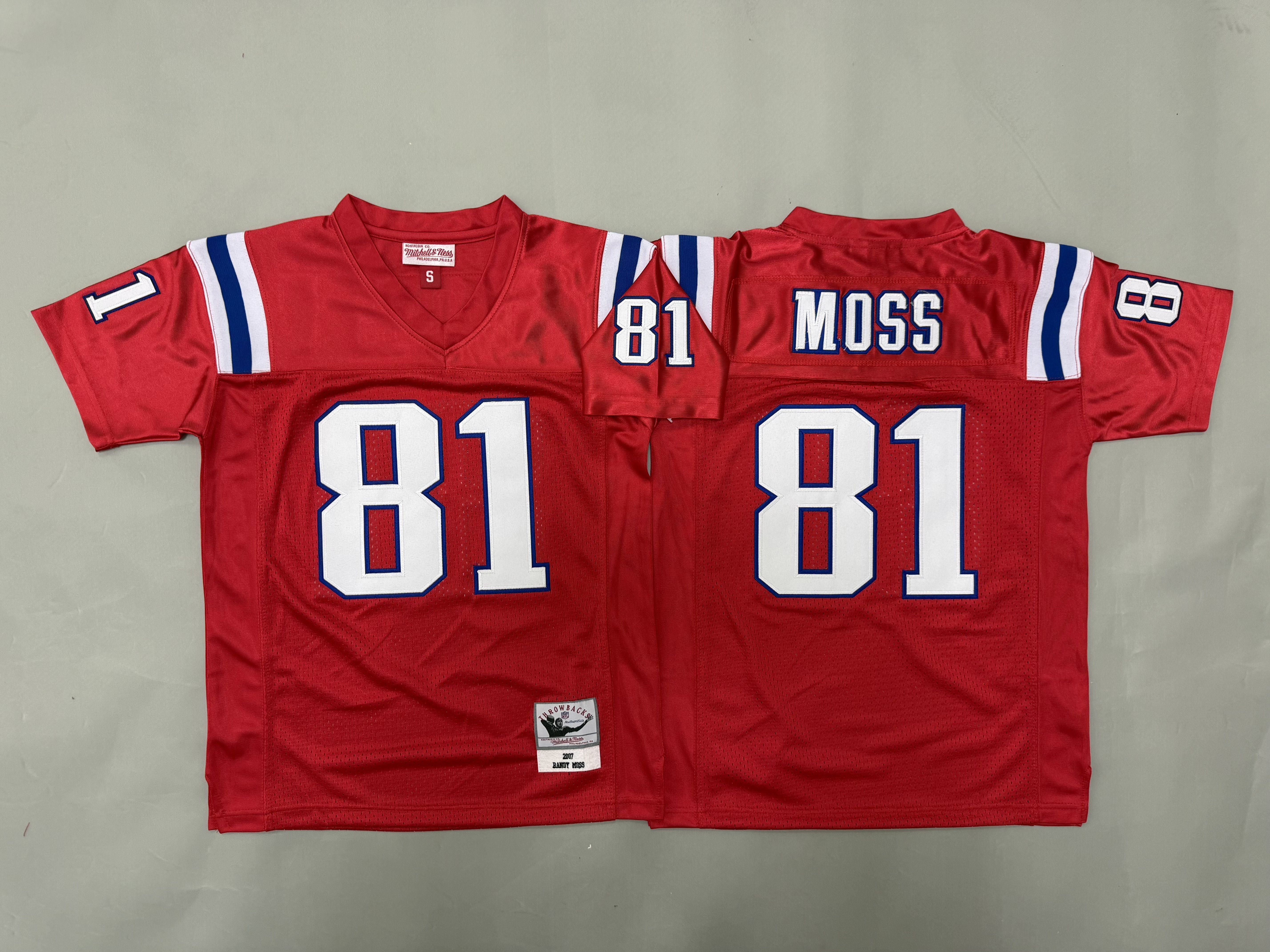 Youth 2026 New England Patriots #81 Moss red Throwback Limited NFL Jersey style 01